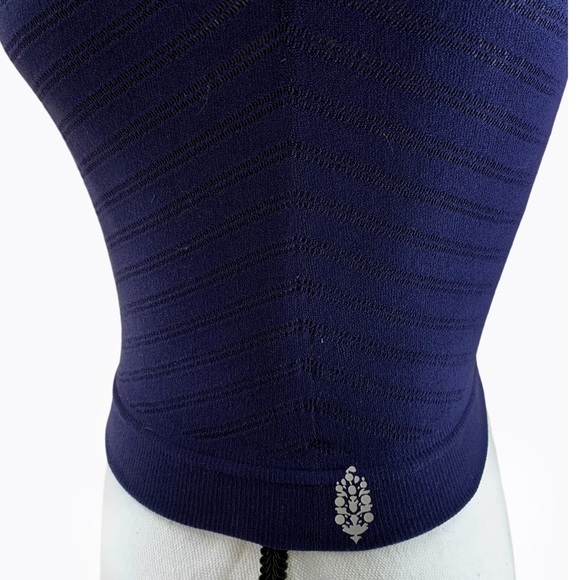 ❌SOLD IN BUNDLE❌ Free People Movement Gone Adrift Long Slee… - Picture 5 of 9